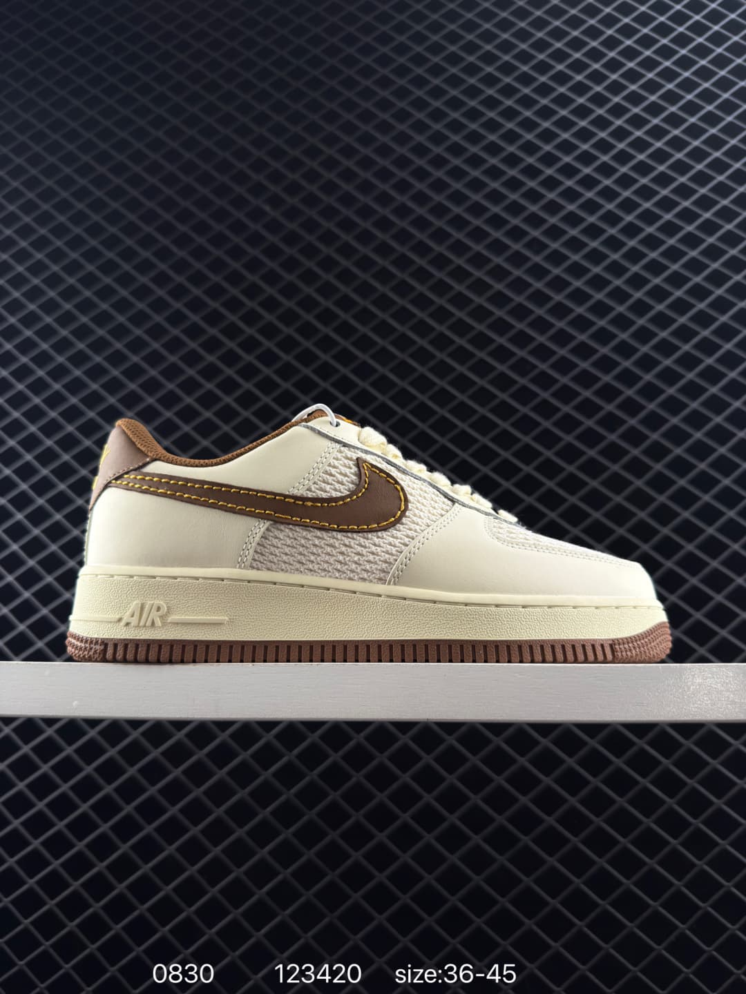 Nike Air Force 1 Lifestyle Sneakers – Beige/Brown