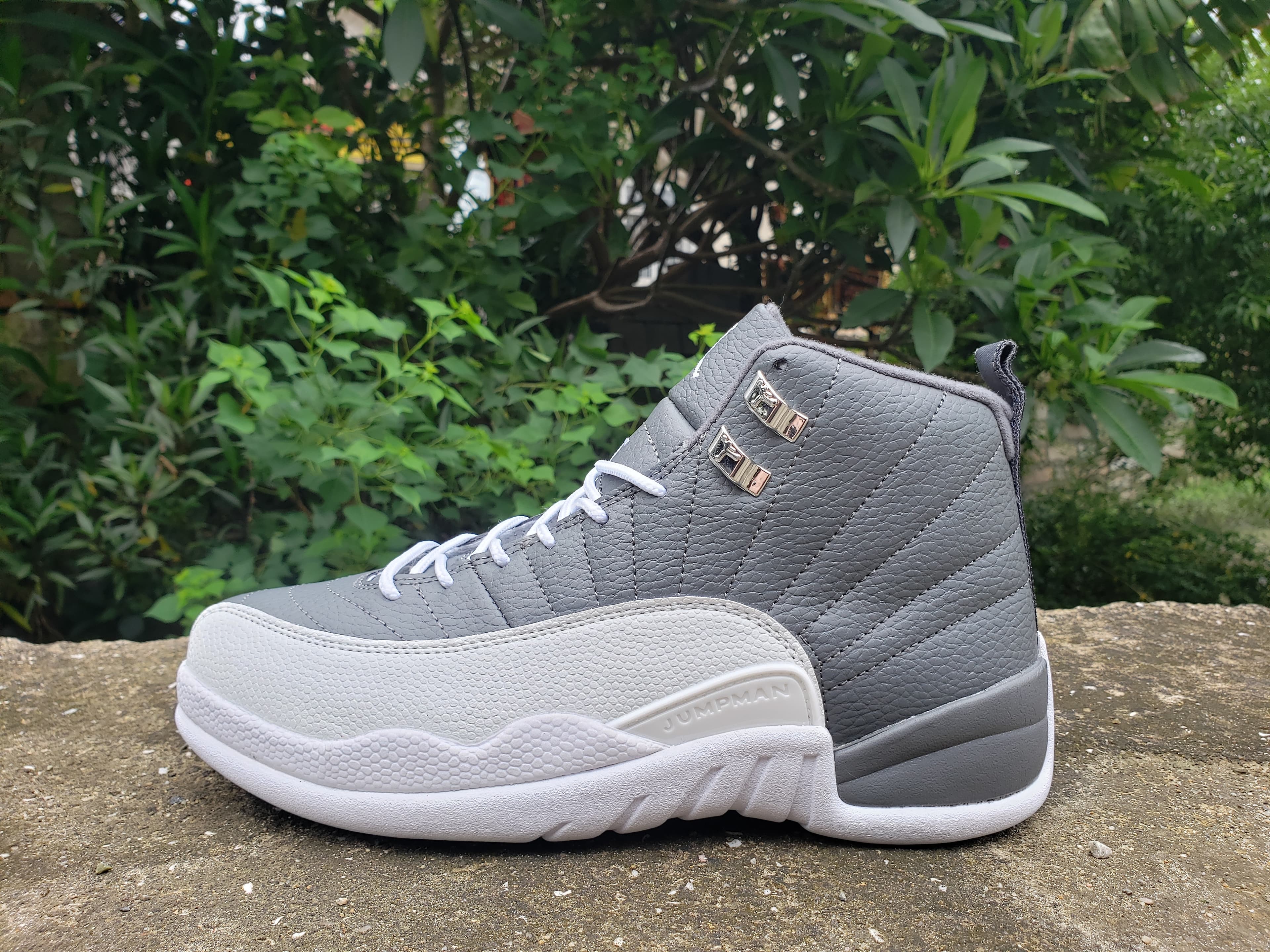 Air Jordan Air Jordan 12 Basketball Shoes – Gray/White