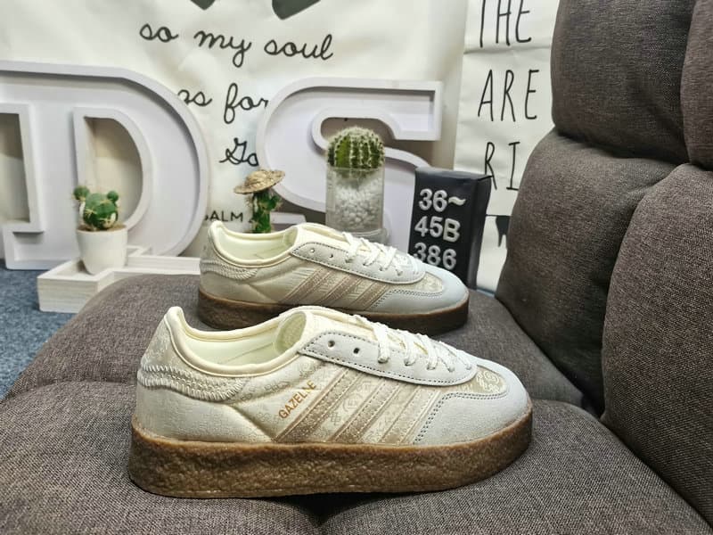 Adidas Gazelle Lifestyle Sneakers – Beige/Brown