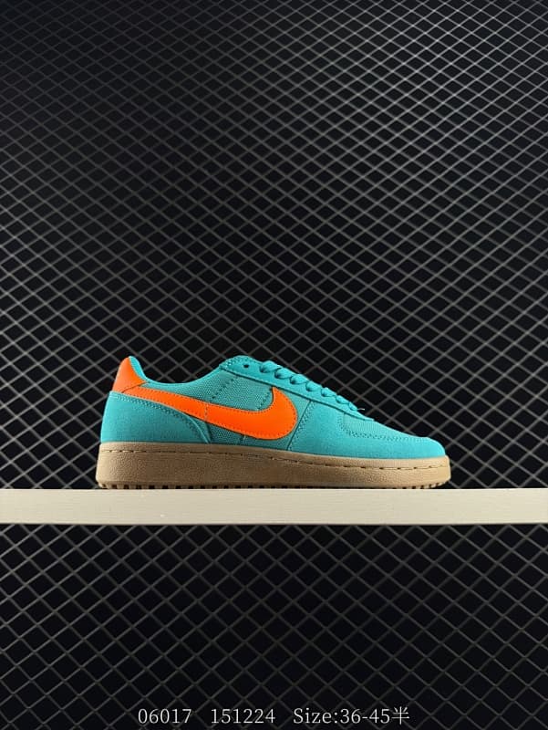 Nike Lifestyle Sneakers – Blue/Orange