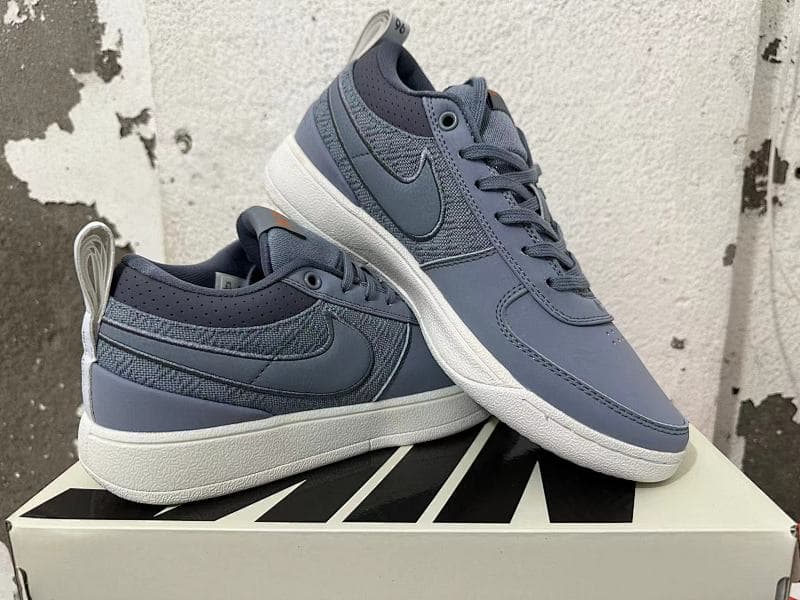 Nike Lifestyle Sneakers – Blue/White