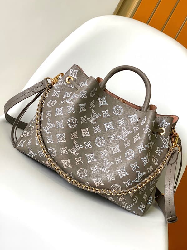 Louis Vuitton Tote Bag – Gray/White
