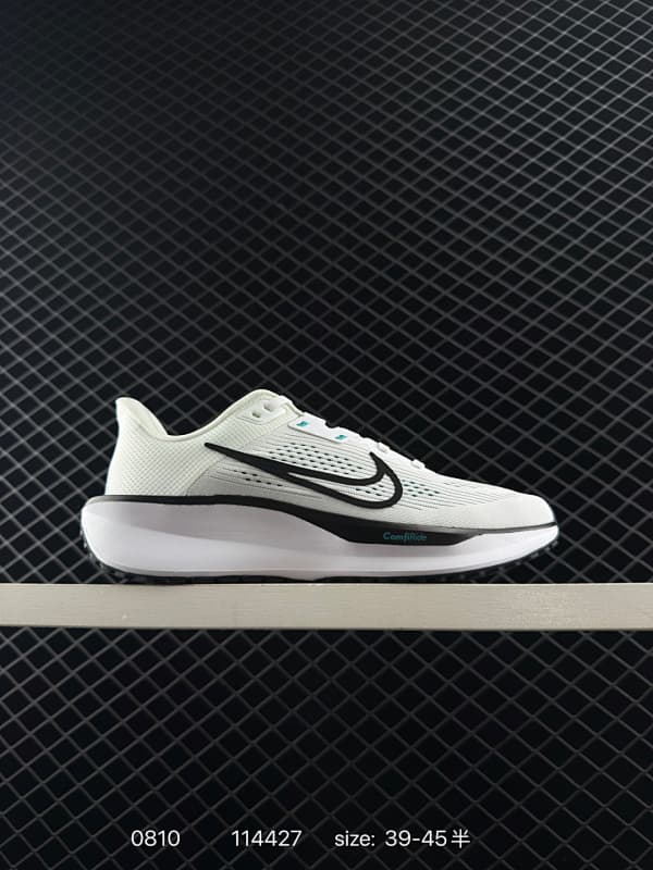 Nike Running Shoes – White/Black