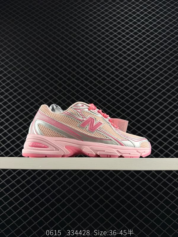 New Balance Chunky Sneakers – Pink/Silver
