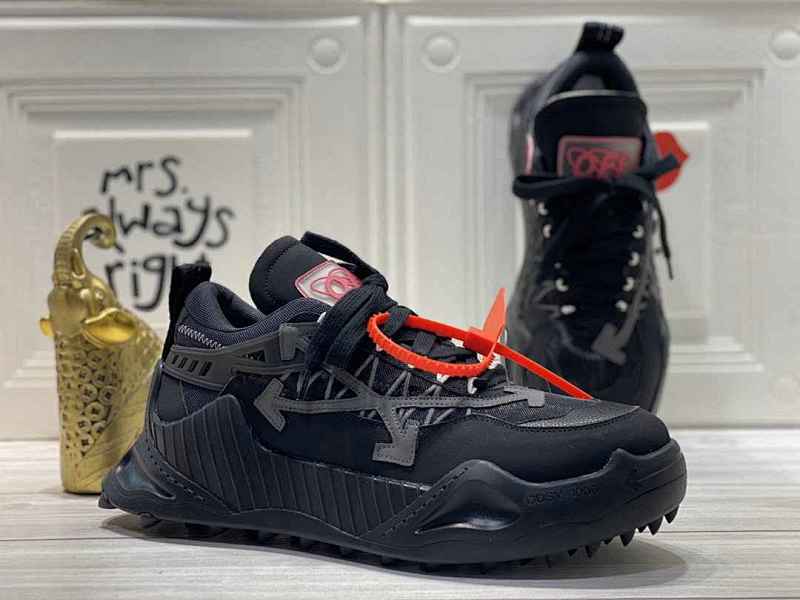 Off-White Chunky Sneakers – Black/Red