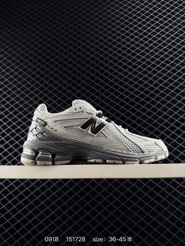 New Balance 991.5R Lifestyle Sneakers – Gray/Black