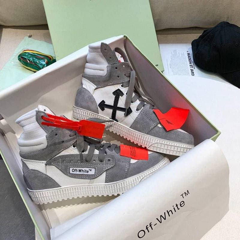 Off-White Lifestyle Sneakers – Gray/White