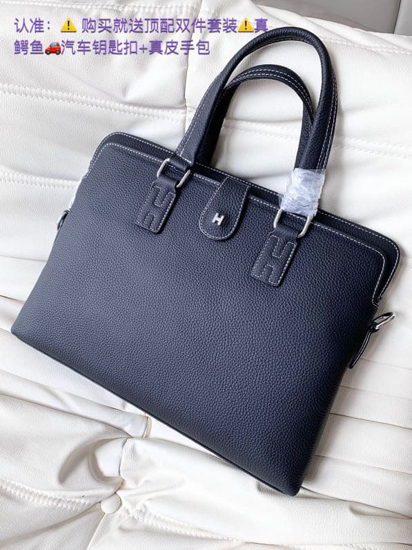 Generic Handbags – Navy/White