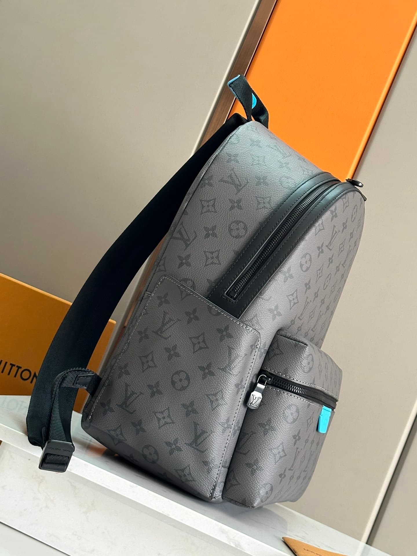 Louis Vuitton Casual Backpack – Gray/Black