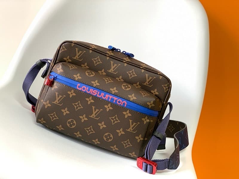Louis Vuitton Messenger Bag – Brown/Blue