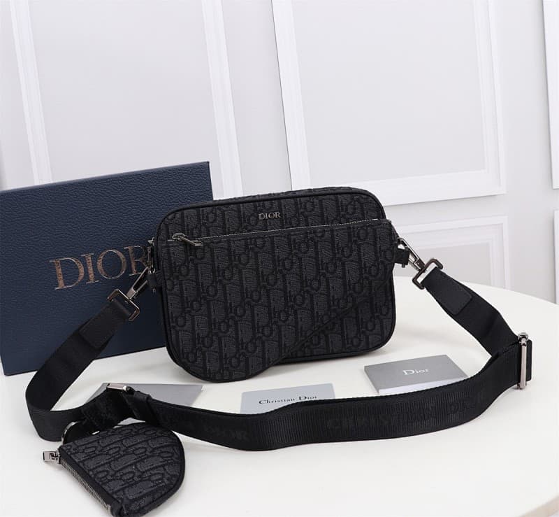 Dior Messenger Bag – Black