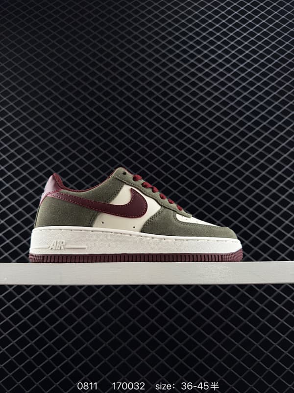 Nike Lifestyle Sneakers – Army Green/Burgundy