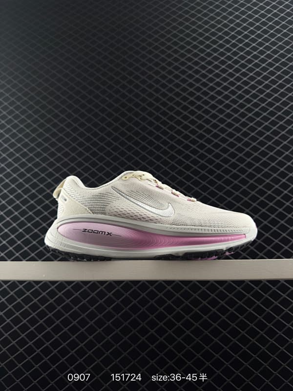 Nike ZoomX Running Shoes – Beige/Pink