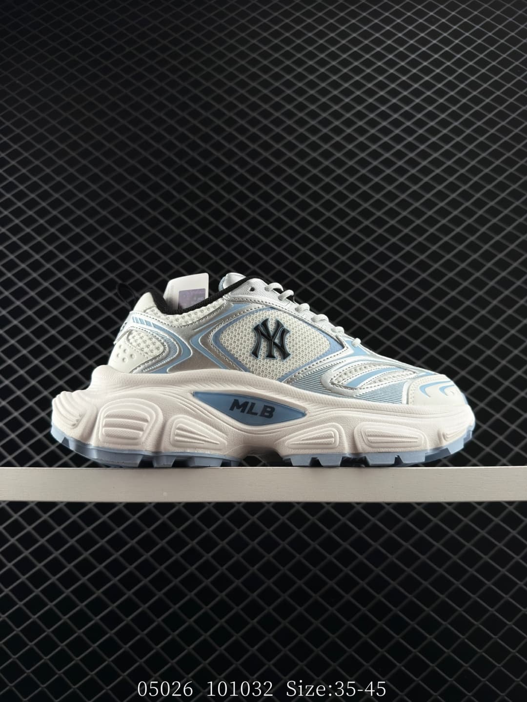 Generic Chunky Sneakers – White/Blue