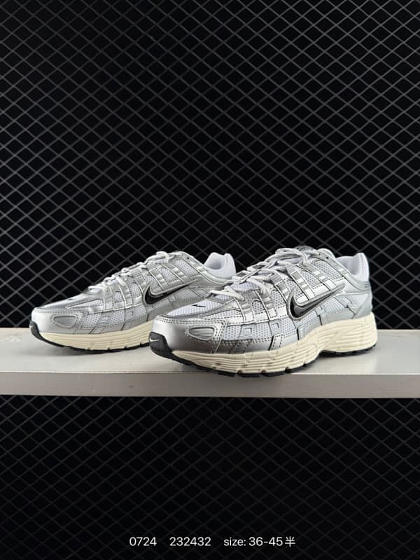 Nike Lifestyle Sneakers – Silver/White