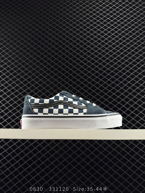 Vans Old Skool Skateboard Shoes – Navy/White