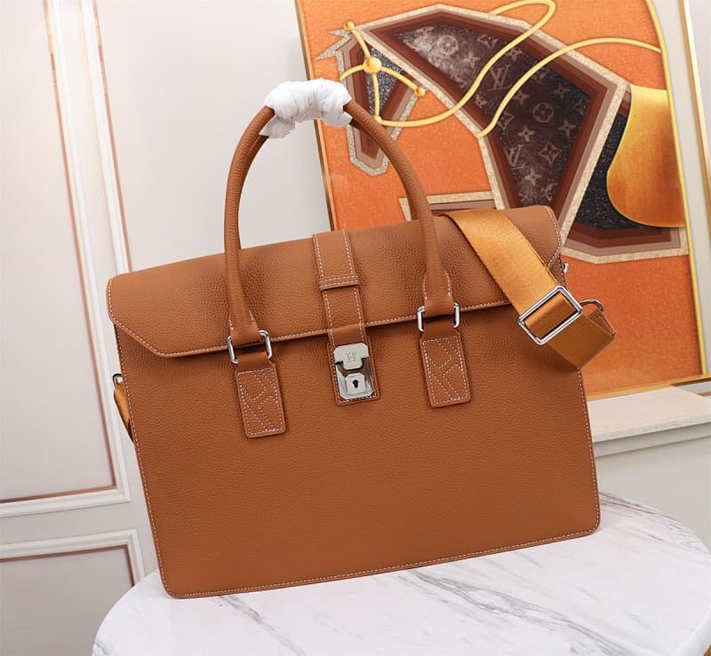 Generic Handbags – Brown/Beige