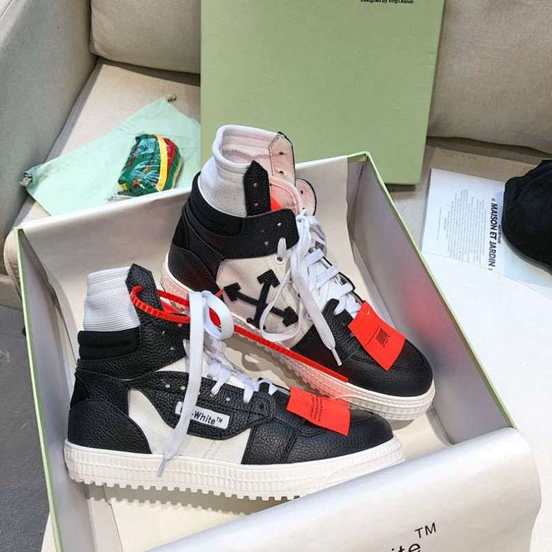 Off-White Lifestyle Sneakers – Black/White