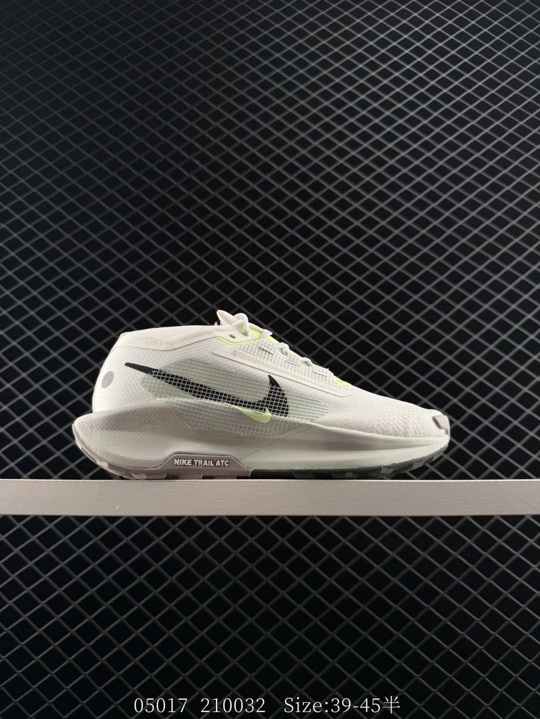 Nike Trail ATC Running Shoes – White/Yellow