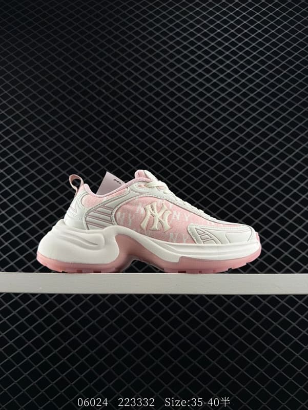 Generic Chunky Sneakers – Pink/White