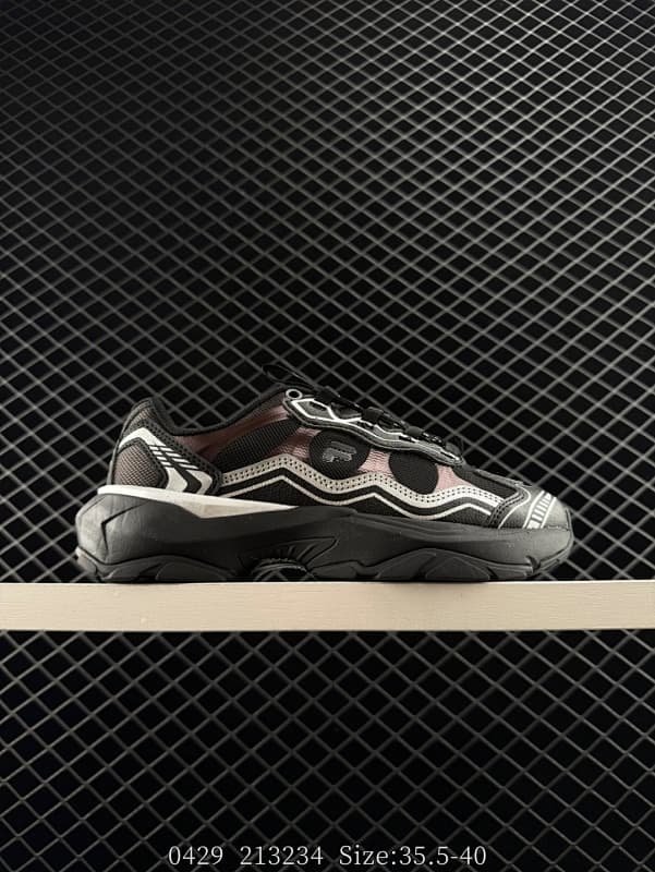 Generic Chunky Sneakers – Black/Pink