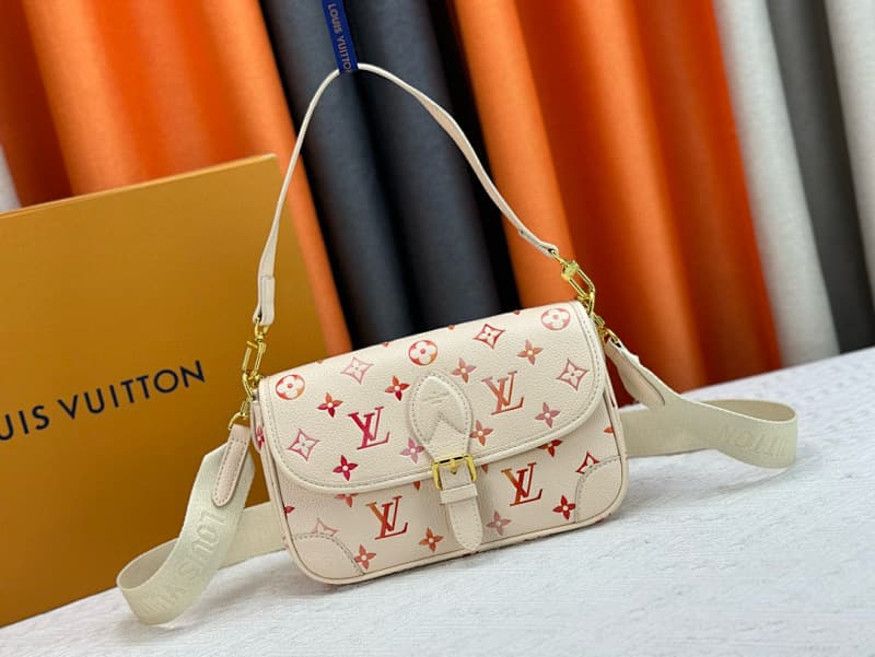 Louis Vuitton Crossbody Bags – Beige/Red