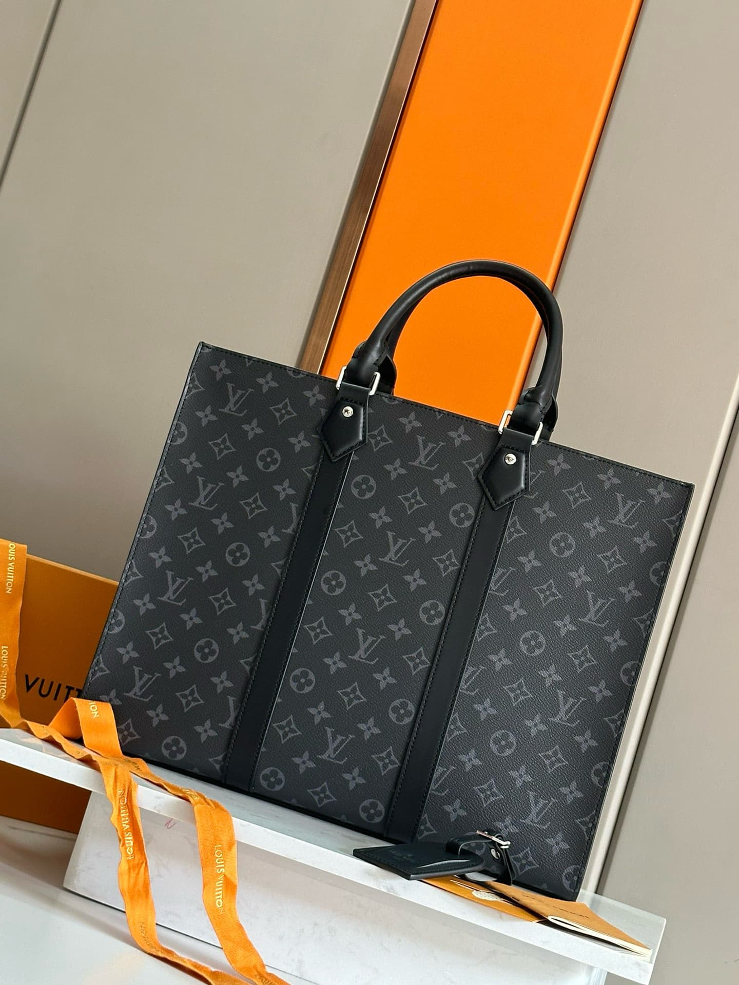 Louis Vuitton Tote Bag – Black/Gray