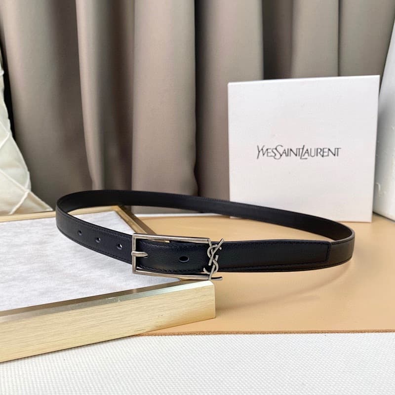 Saint Laurent Leather Belt – Black/Silver