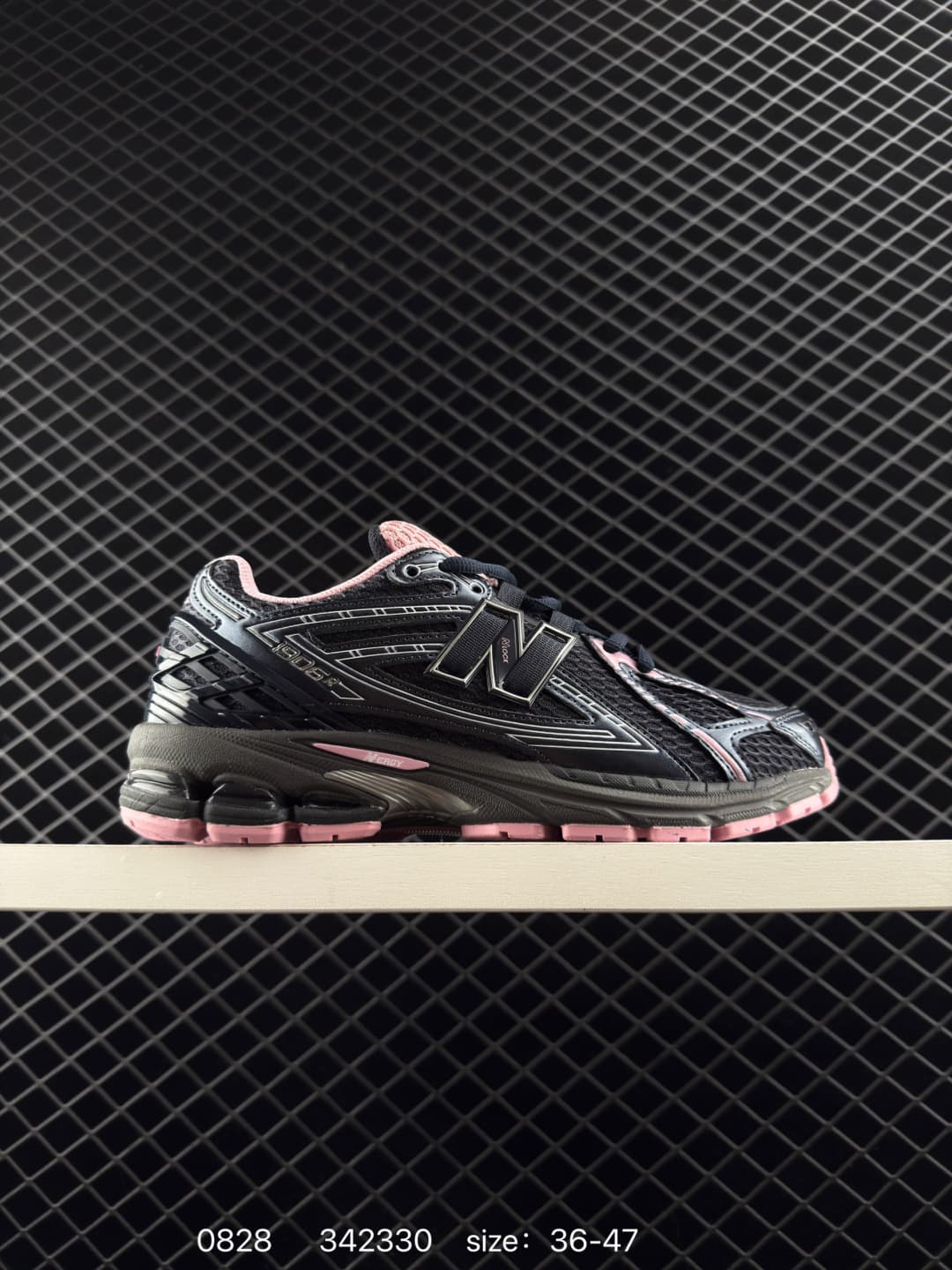 New Balance 1906R Running Shoes – Black/Pink