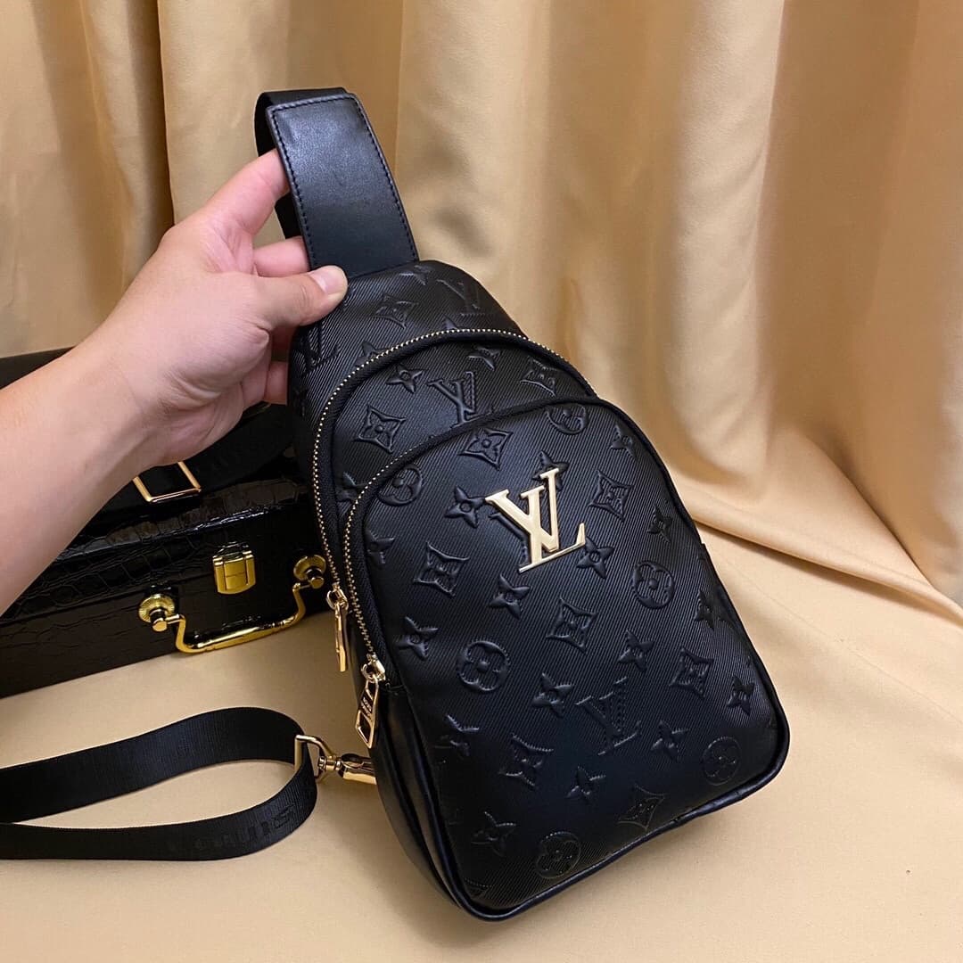 Louis Vuitton Crossbody Bags – Black/Gold