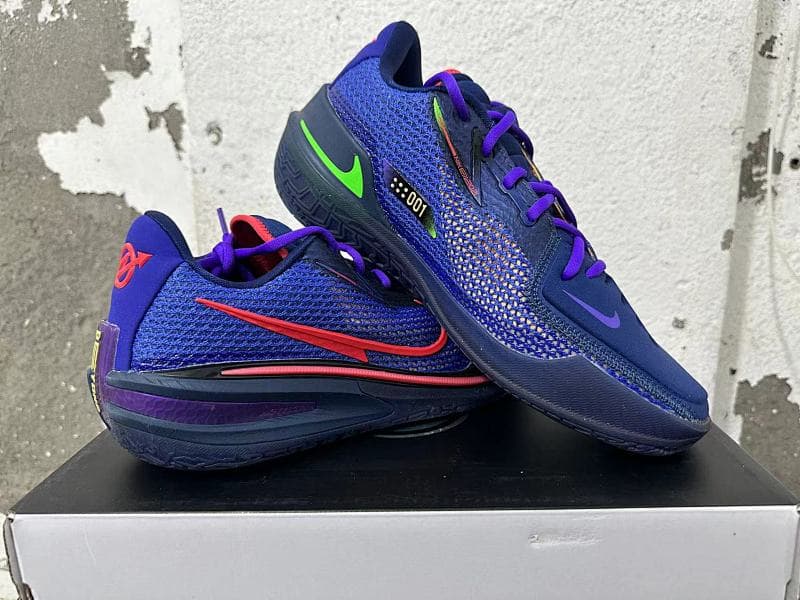 Nike Basketball Shoes – Blue/Purple