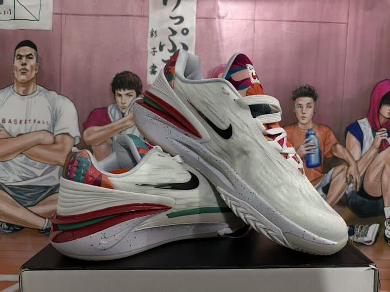Nike Basketball Shoes – White/Multicolor
