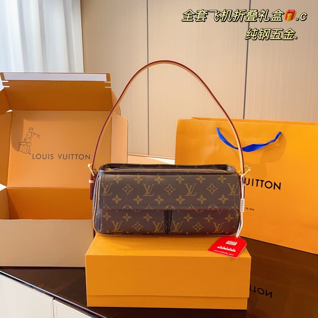 Louis Vuitton Handbags – Brown/Gold