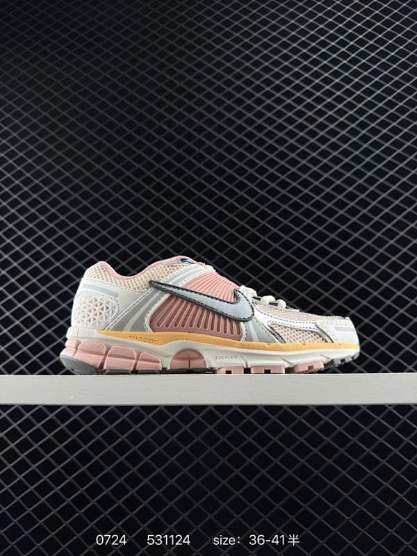 Nike Running Shoes – White/Pink