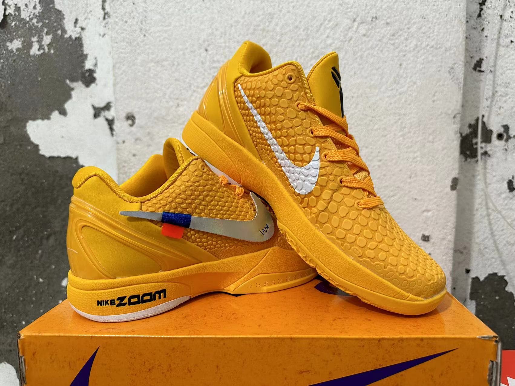 Nike Zoom Kobe Basketball Shoes – Yellow/White