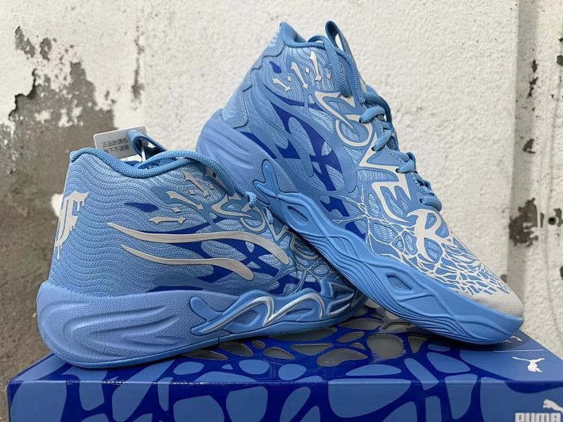 Puma Basketball Shoes – Blue/White