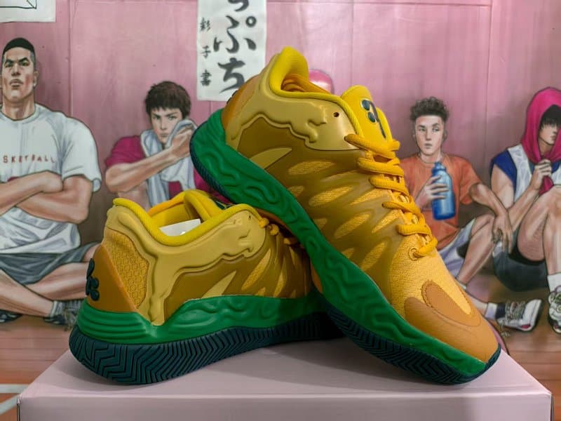 Generic Sneakers – Yellow/Green
