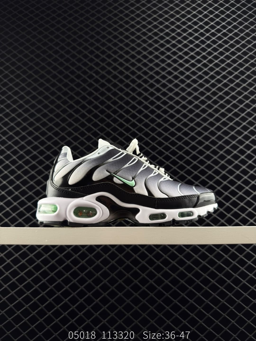 Nike Air Max Plus Lifestyle Sneakers – Black/Gray