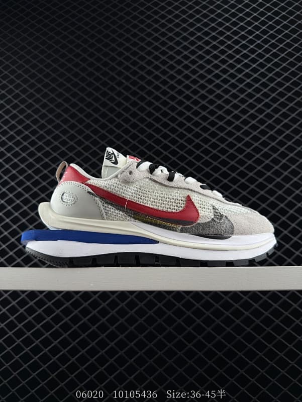 Nike Lifestyle Sneakers – Beige/Red