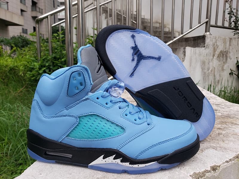Air Jordan Basketball Shoes – Blue/Black