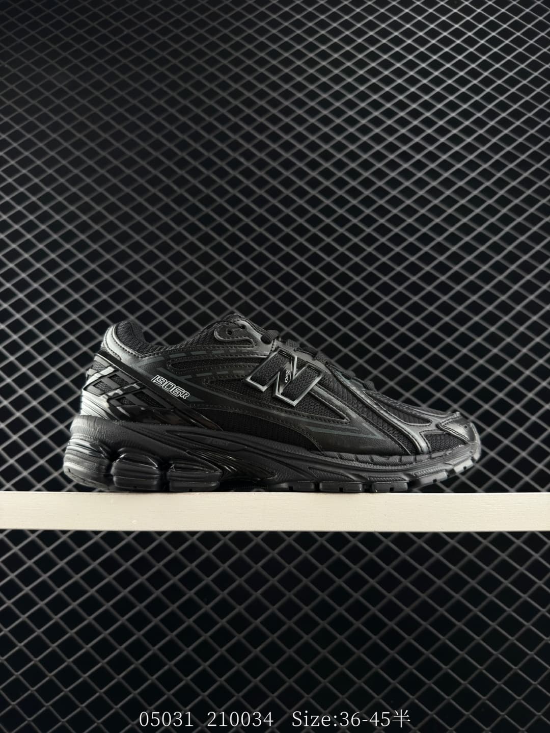 New Balance 1906R Running Shoes – Black