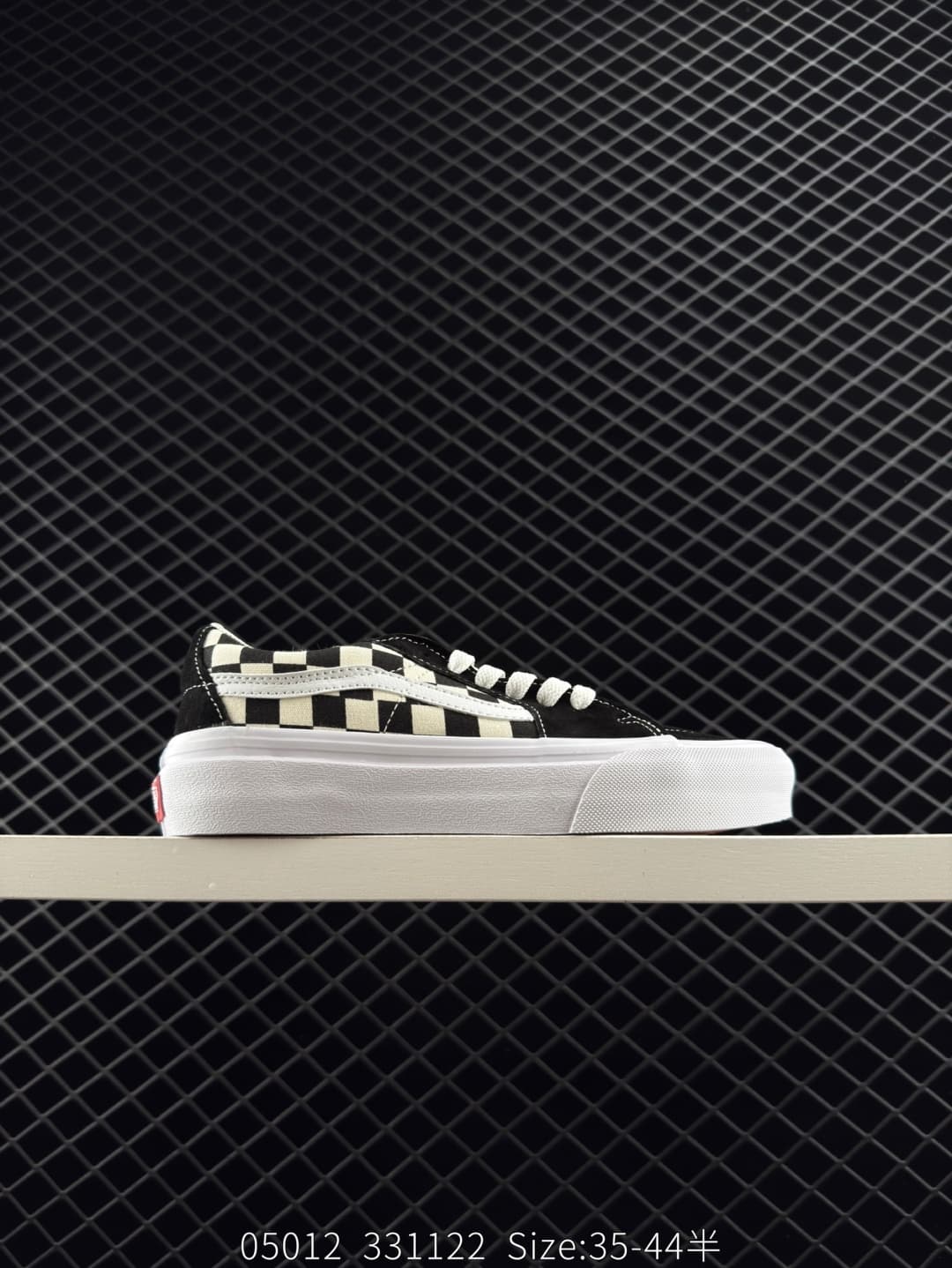 Vans Skateboard Shoes – Black/White