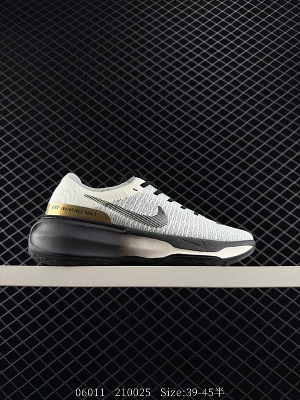 Nike Invincible Run 3 Running Shoes – White/Black