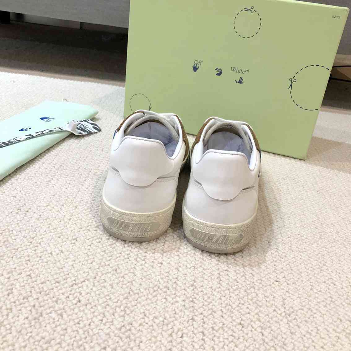 Off-White Lifestyle Sneakers – White/Beige