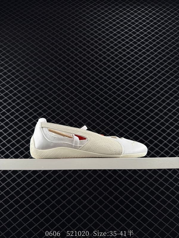 Generic Mary Jane Shoes – Beige/Red