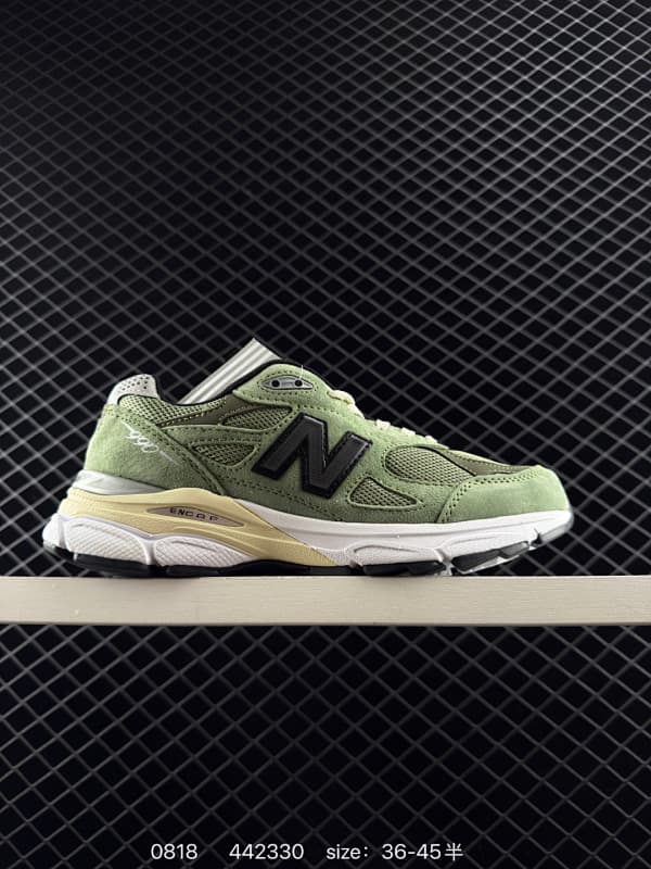 New Balance 990 Lifestyle Sneakers – Green/Beige