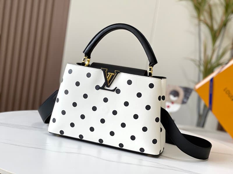 Louis Vuitton Tote Bag – White/Black