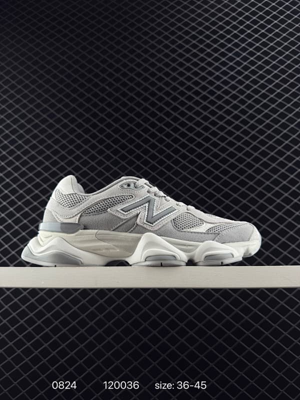 New Balance Chunky Sneakers – Gray/White