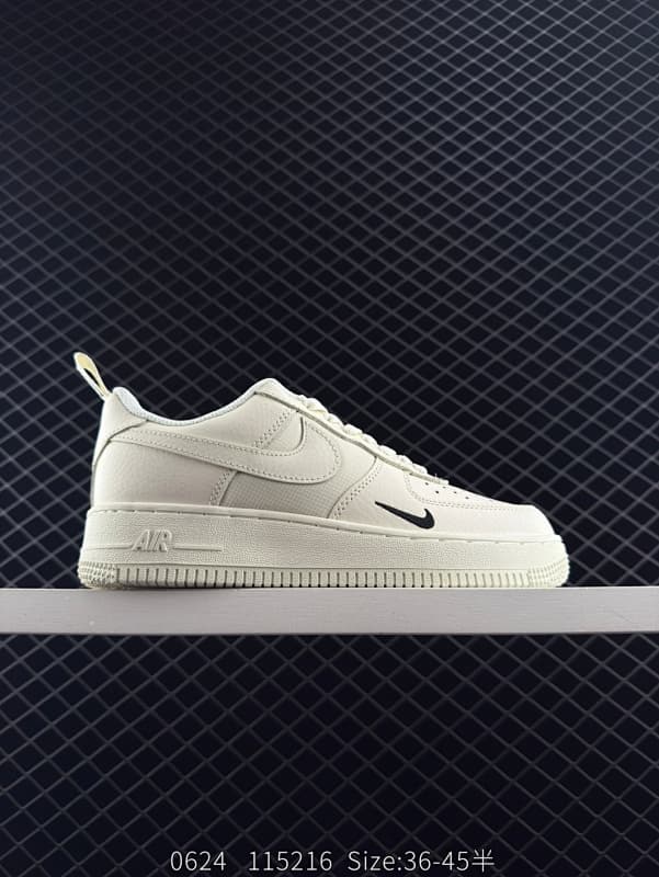 Nike Air Force 1 Lifestyle Sneakers – Beige/Black