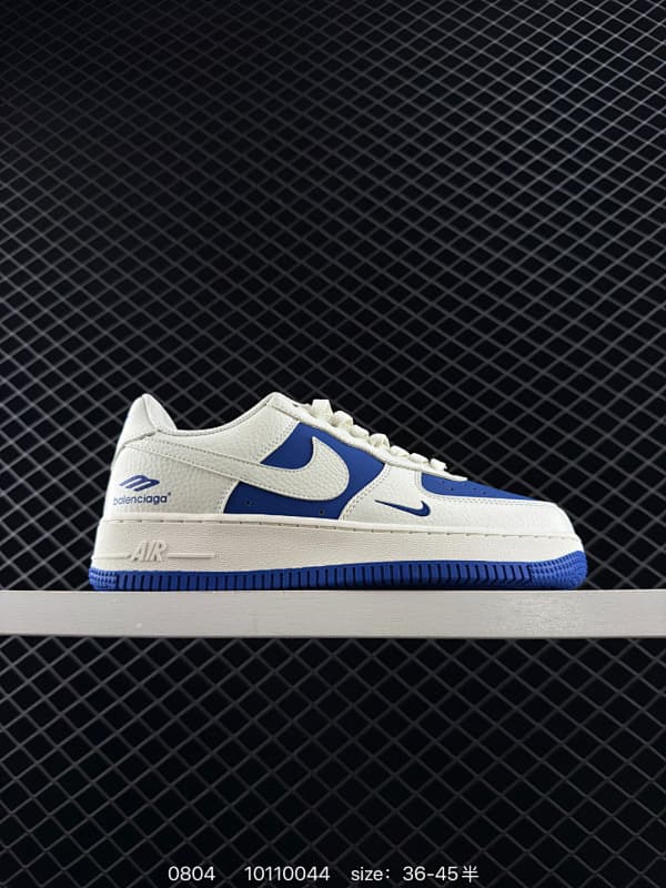 Balenciaga Lifestyle Sneakers – White/Blue